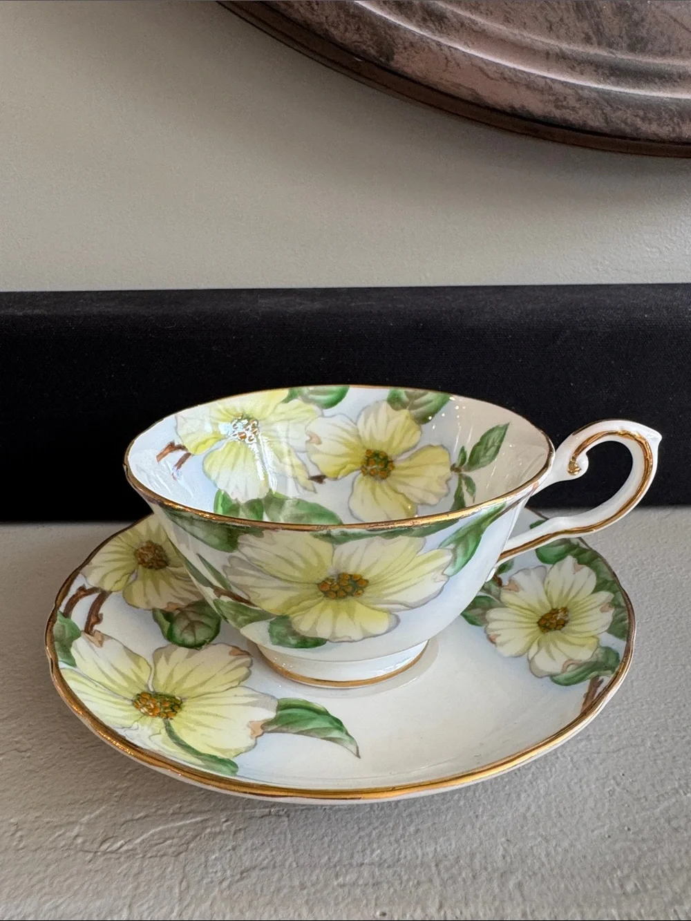 Tuscan Dogwood Fine English Bone China Vintage Tea Cup & Saucer